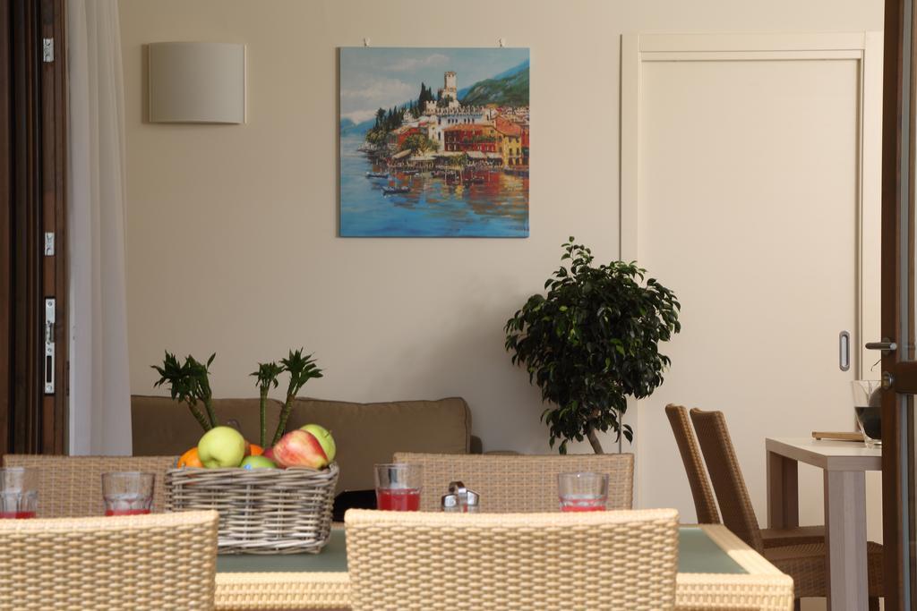 Appartamenti Corte Leonardo Γκάρντα Εξωτερικό φωτογραφία